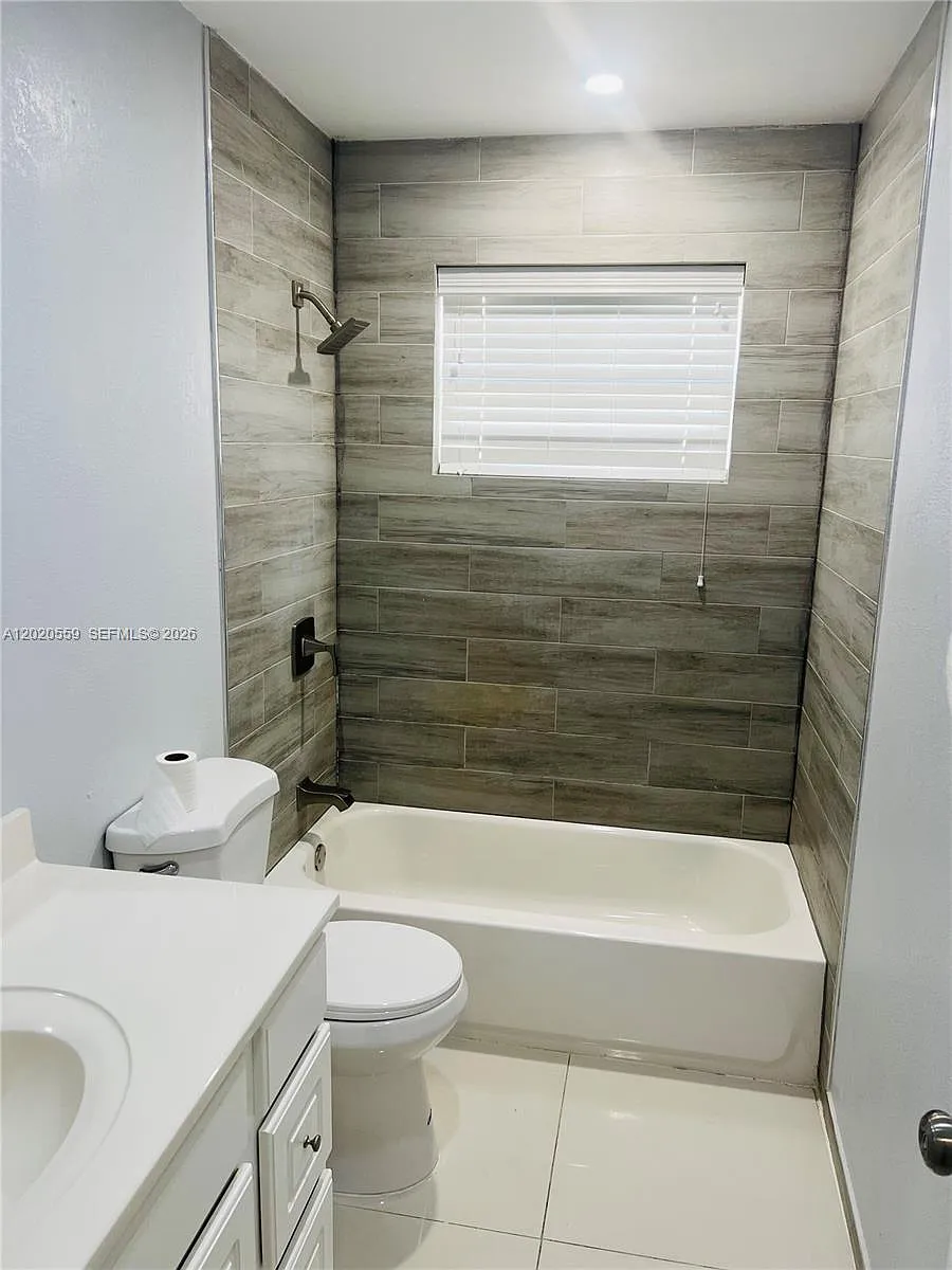 Photo 2 of 8 - 8401 NW 20th Ct - Sunrise, FL Building Photo - 8401 NW 20th Ct