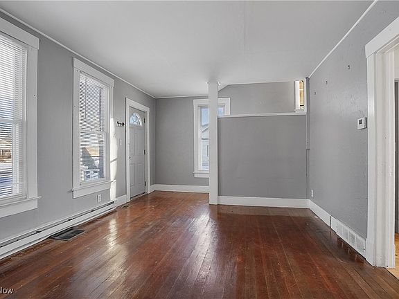 4th image of 1420 Home Ave