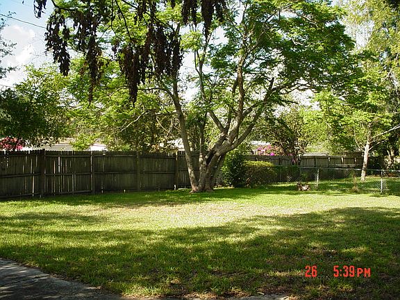 2nd image of 2817 Vine St