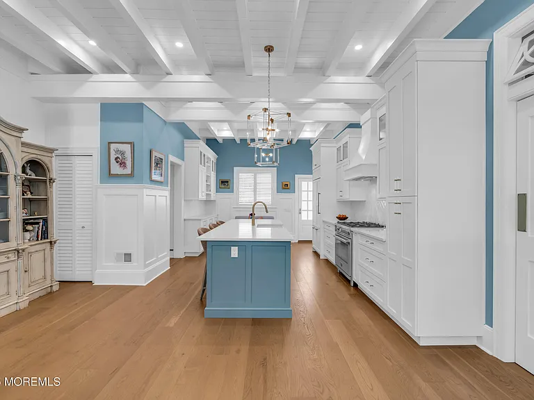 15 West St — Photo 11