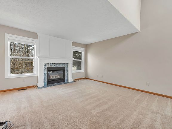 5th image of 1402 Safire Ct