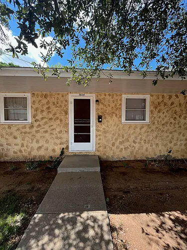 1804 Avenue W Photo 1