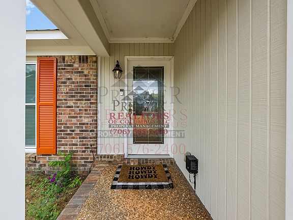 5th image of 7005 Robins Nest Dr