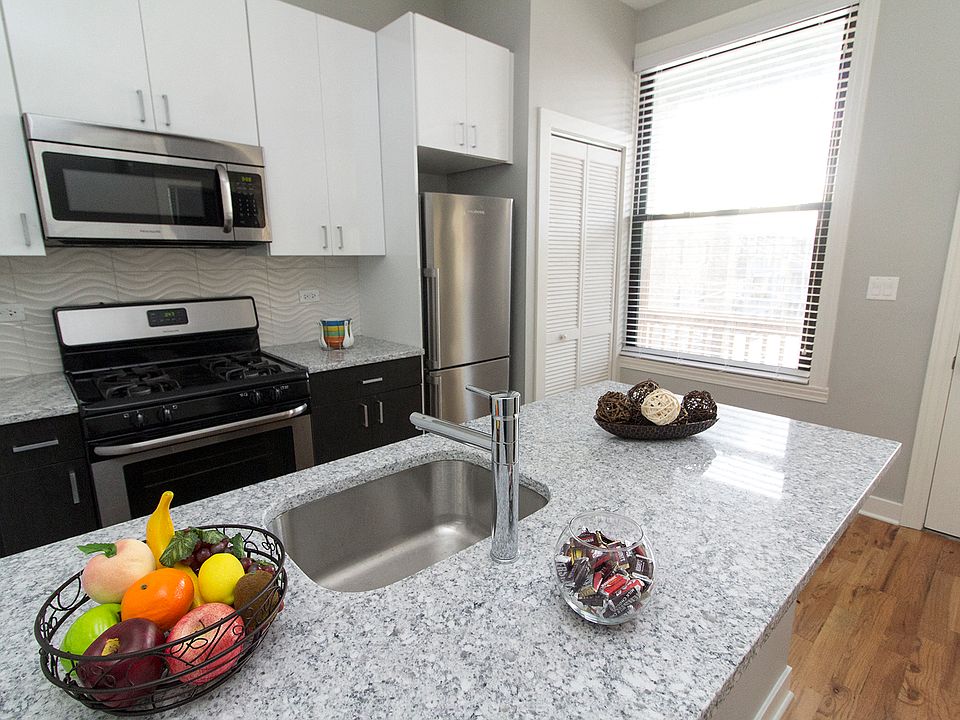 753 Buckingham Kitchen