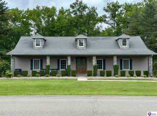 401 Forest Hills Dr, Campbellsville, KY 42718