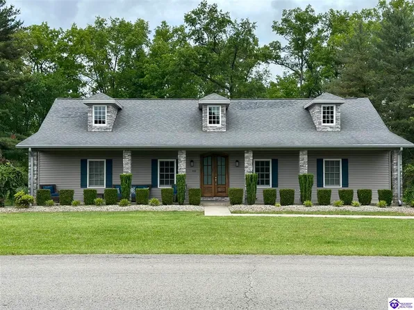 401 Forest Hills Dr, Campbellsville, KY 42718