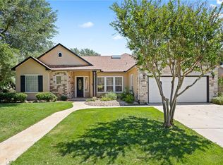 221 Dove Hollow Trl, Georgetown, TX 78633