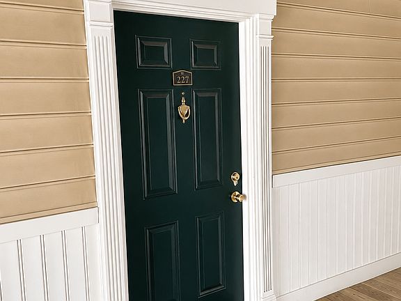 2nd image of 1905 N Lincoln Ave #3