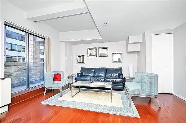 150 W 51st St #2117 — Photo 1