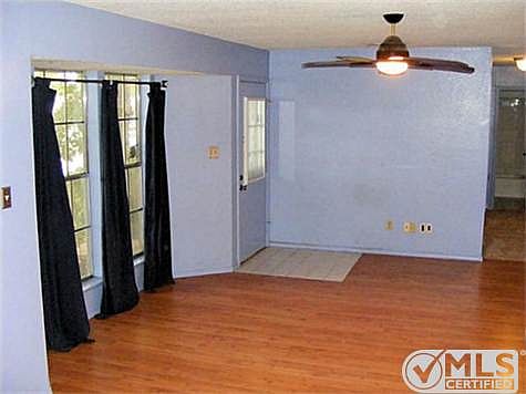 2nd image of 4802 Springsong Ln