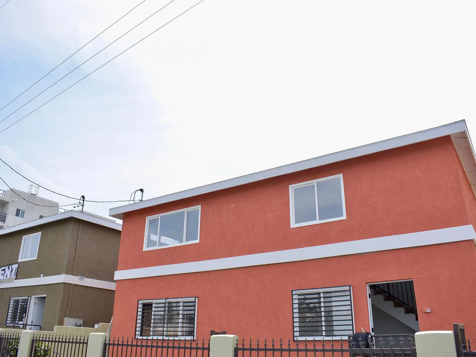 1108 Exposition Blvd — Photo 1
