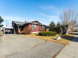 24 Brentwood Dr S, Strathmore, AB T1P 1G3