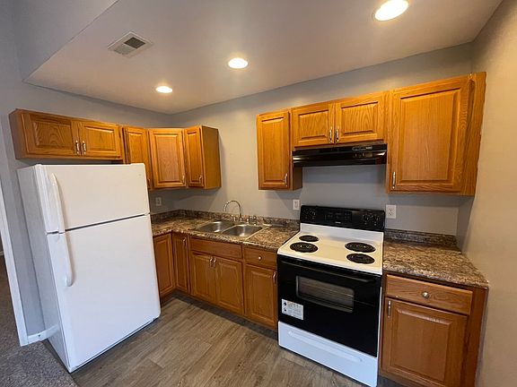 2nd image of 193 S Main St #2