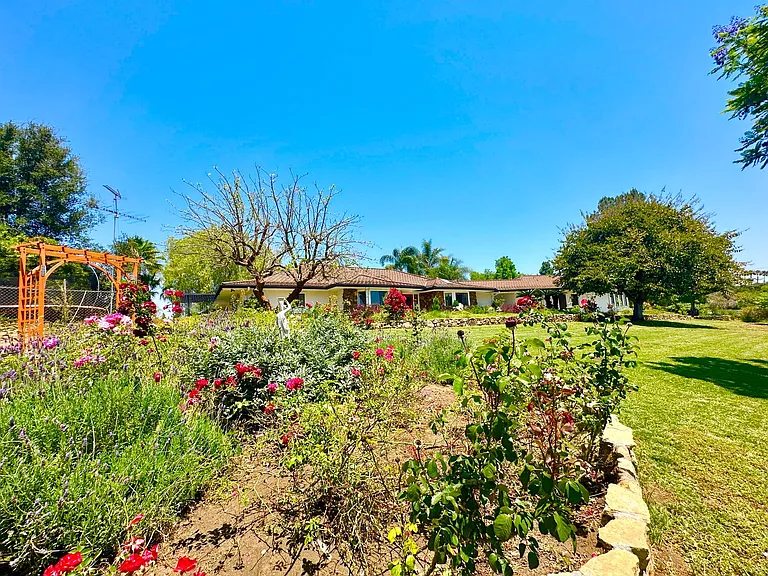 1650 Winterwarm Dr — Photo 61