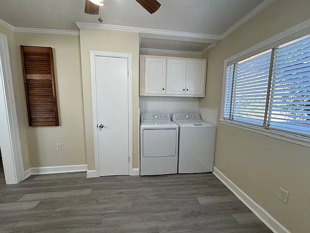816 York St NE — Photo 23