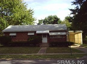 4th image of 3140 Carlson Ave