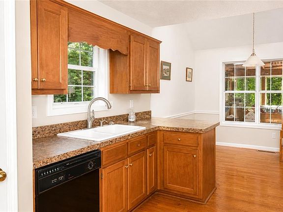 5th image of 4170 Gables Pl