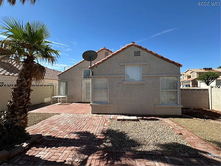 7872 Mount Whitney Cir — Photo 18