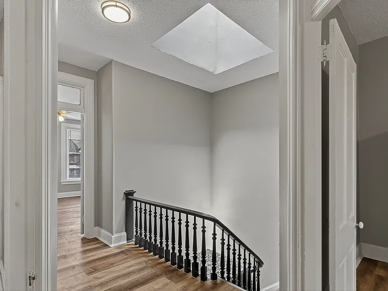 2134 Saint James Ave #2 — Photo 3