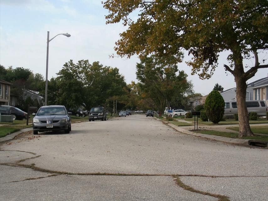 2nd image of 20 Dover Ln