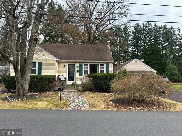 621 Rosemont Ave, Lansdale, PA 19446