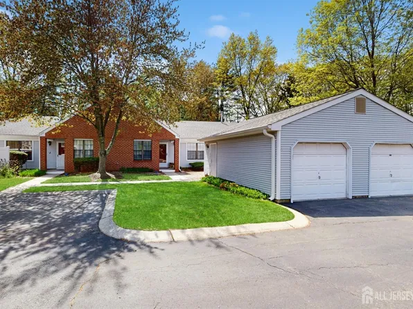 234 Wycoff Way W, East Brunswick, NJ 08816