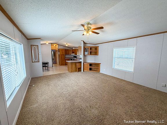 3rd image of 5048 Valentine Ln