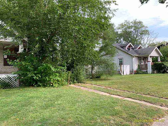 12100 Pinehurst