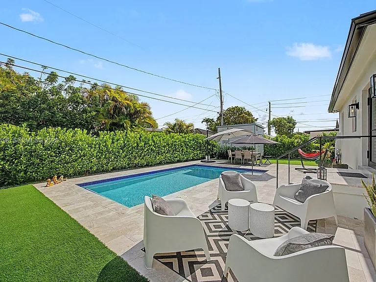 6511 SW 18th St — Photo 18