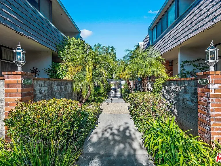 4742 La Villa Marina #H — Photo 30