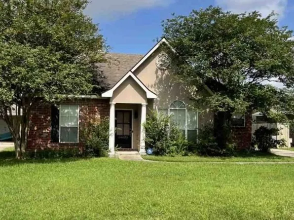 14423 Whispering Oaks Dr, Gonzales, LA 70737