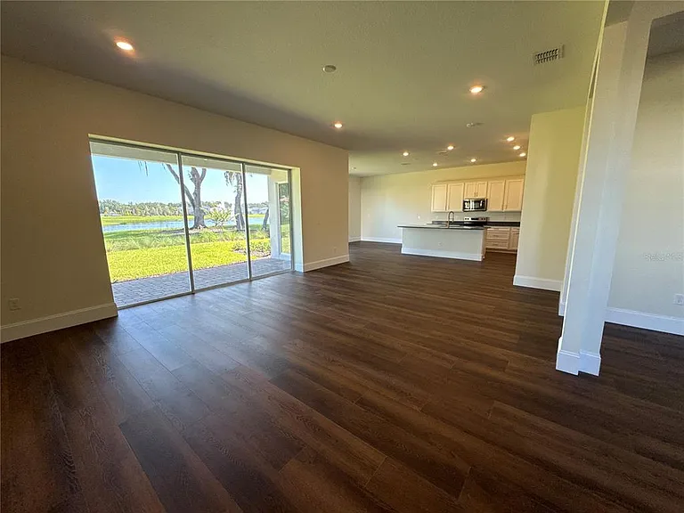 16645 Lone Oak Cir — Photo 17