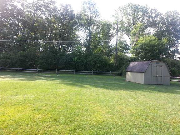 4th image of 5819 Attleboro Ct