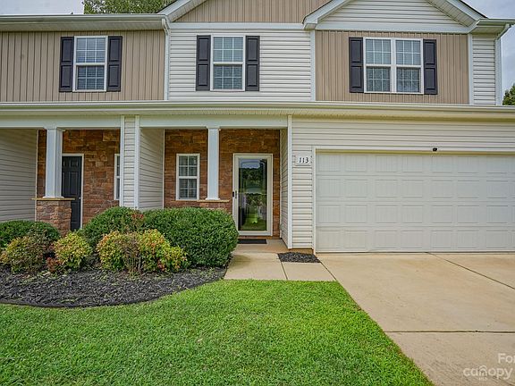 2nd image of 113 Woodbridge Cir