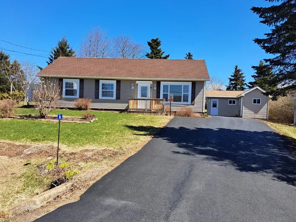 6 Kingsview Dr, West Hants, NS B0N 2T0