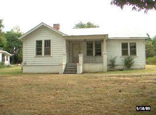 898 Ferry Rd, Danville, VA 24541