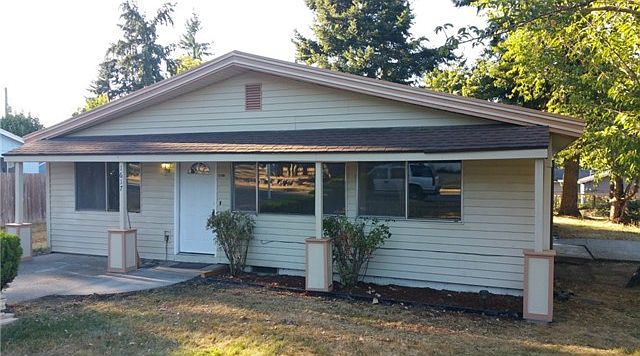 1st image of 1617 E 61st St