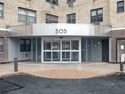 505 Central Avenue #407, White Plains, NY, 10606