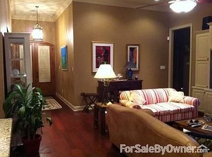 4th image of 1433 Lake Dr