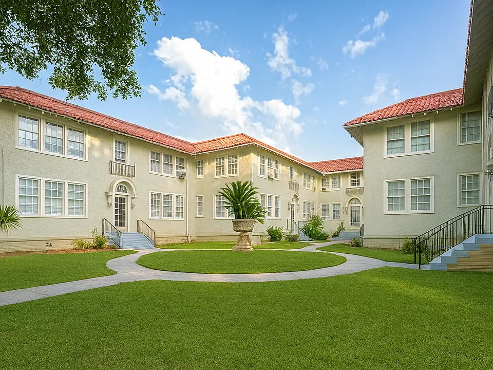 1710 Carrollton