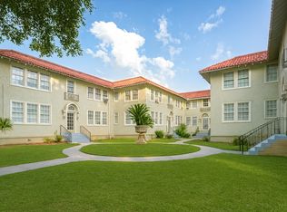 1710 Carrollton, New Orleans, LA 70118