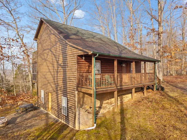 326 Cascade Cir, Russell Springs, KY 42642