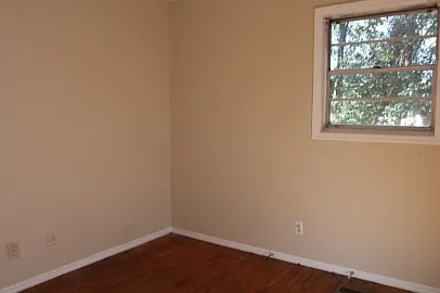1404 W Lincoln Ave — Photo 4