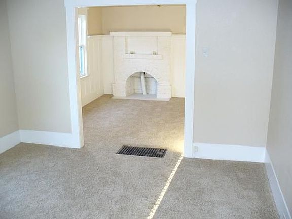 Part of Living room and Fireplace (better Pix coming soon!