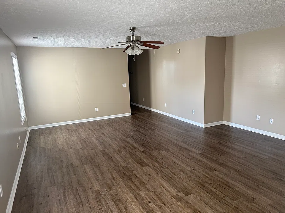 3148 Tiburon Way