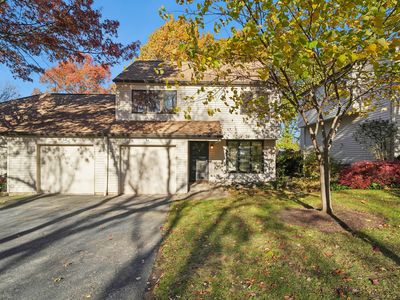 16 Minnisink Dr, Roseland, NJ, 07068