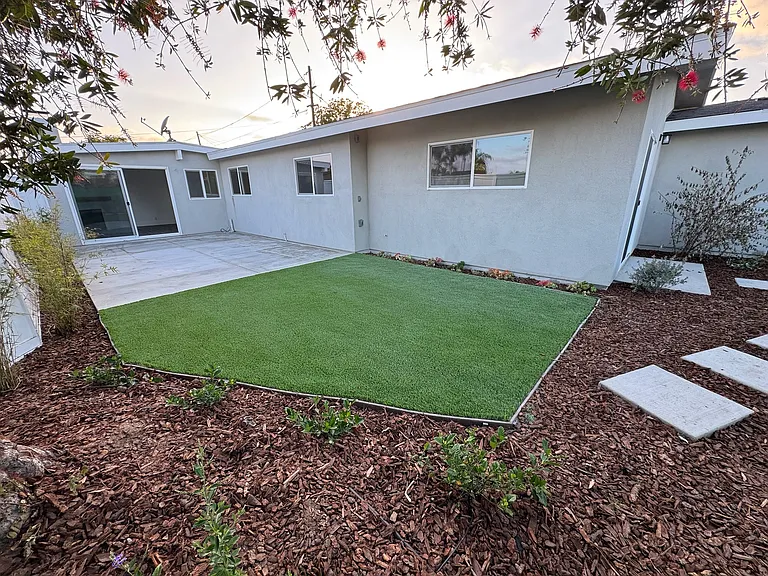 5137 Derrick Ct — Photo 13