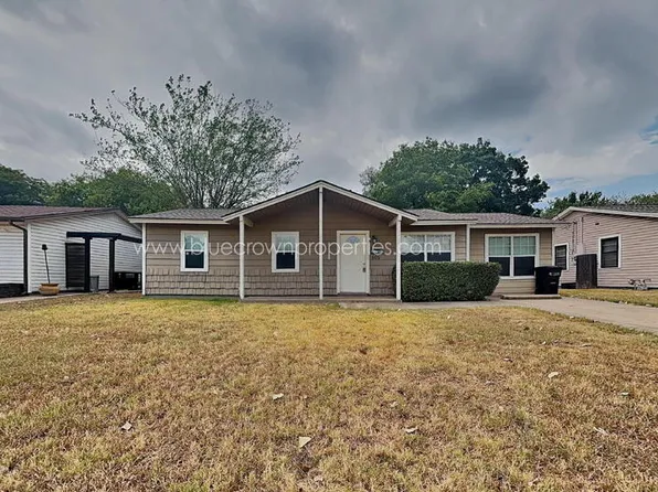 805 Aransas Dr, Euless, TX 76039