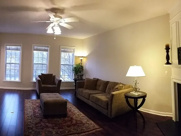 3423 Lathenview Ct — Photo 18
