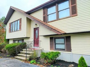 132 Bittersweet Ln, Randolph, MA 02368